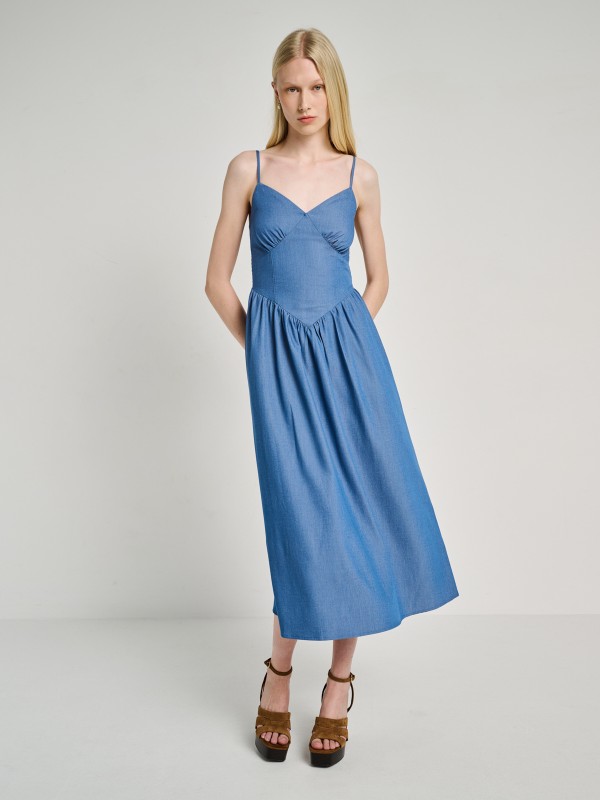 STAFF GALLERY - DRESS